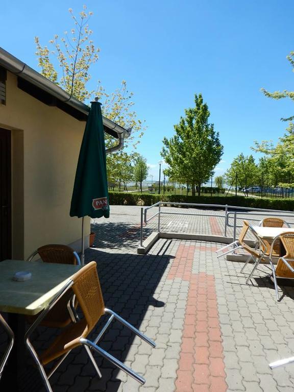 Hotel Balaton Eldorado Camping Badacsonytördemic Exteriér fotografie