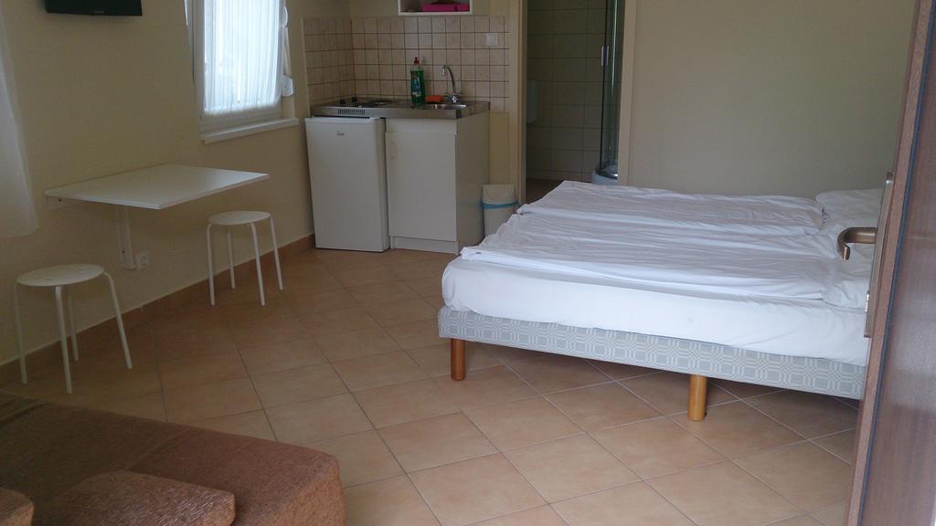 Hotel Balaton Eldorado Camping Badacsonytördemic Exteriér fotografie