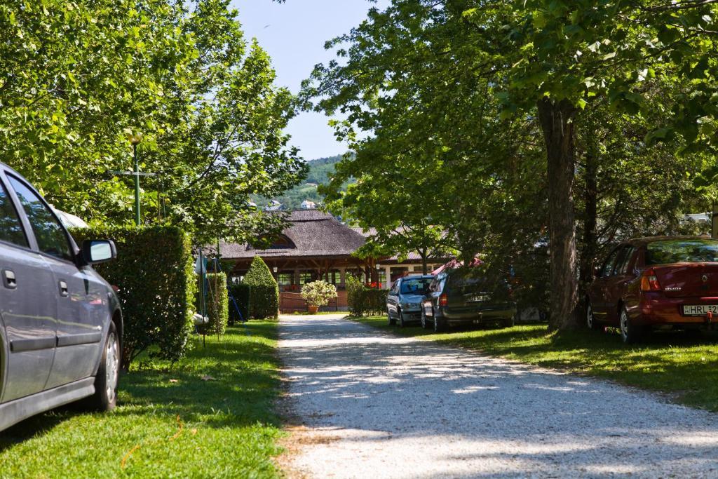 Hotel Balaton Eldorado Camping Badacsonytördemic Exteriér fotografie